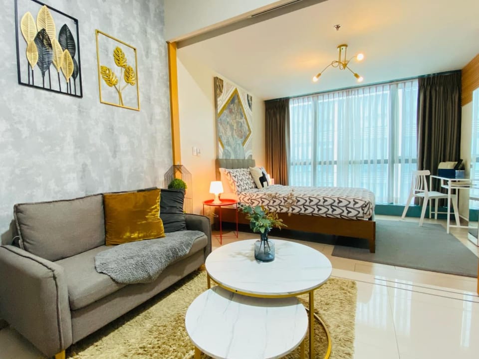 1BR - Uptown BGC Taguig Apartment hotel in Makati
