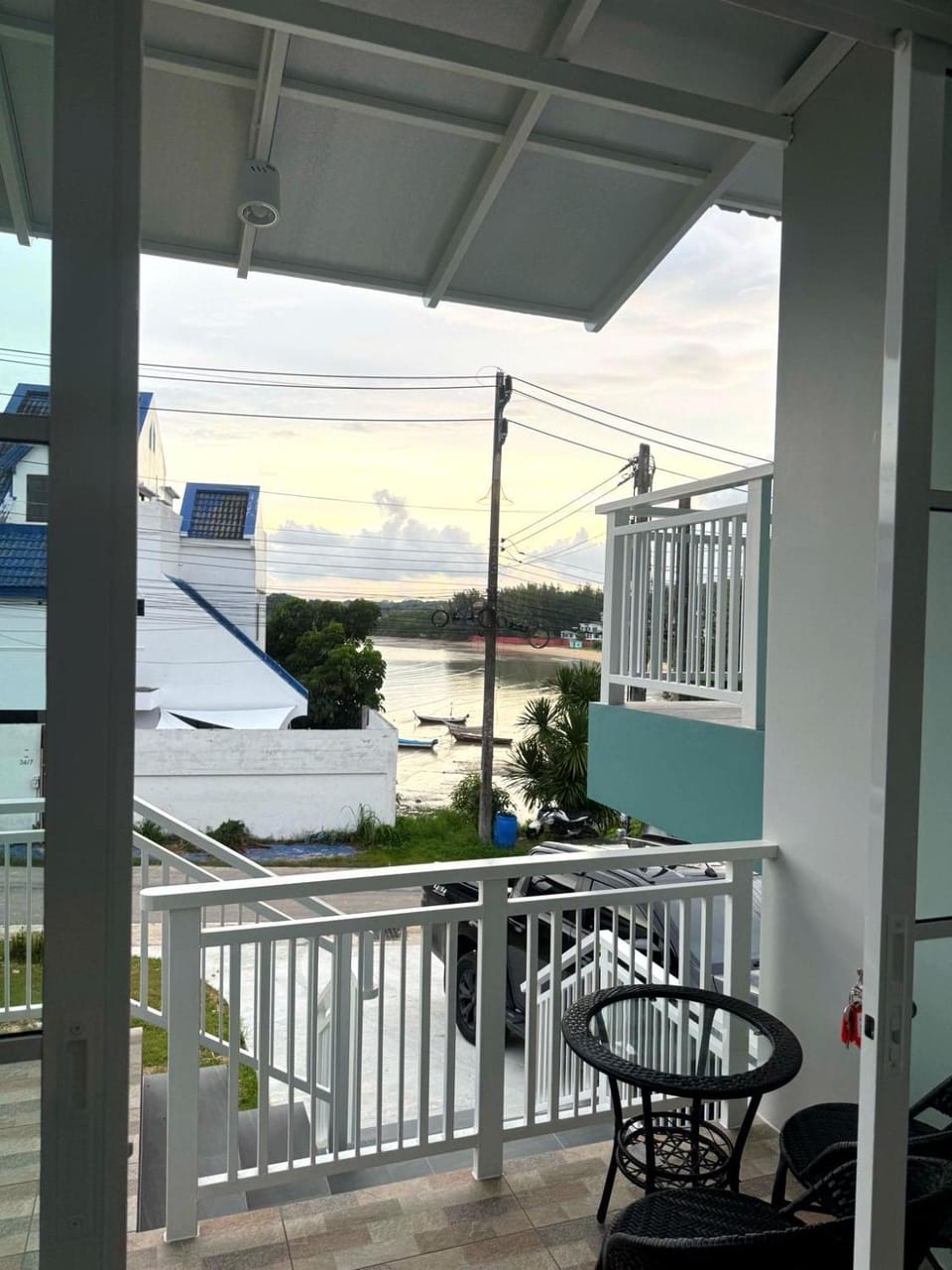 Villa Sea View PanWa House in Wichit