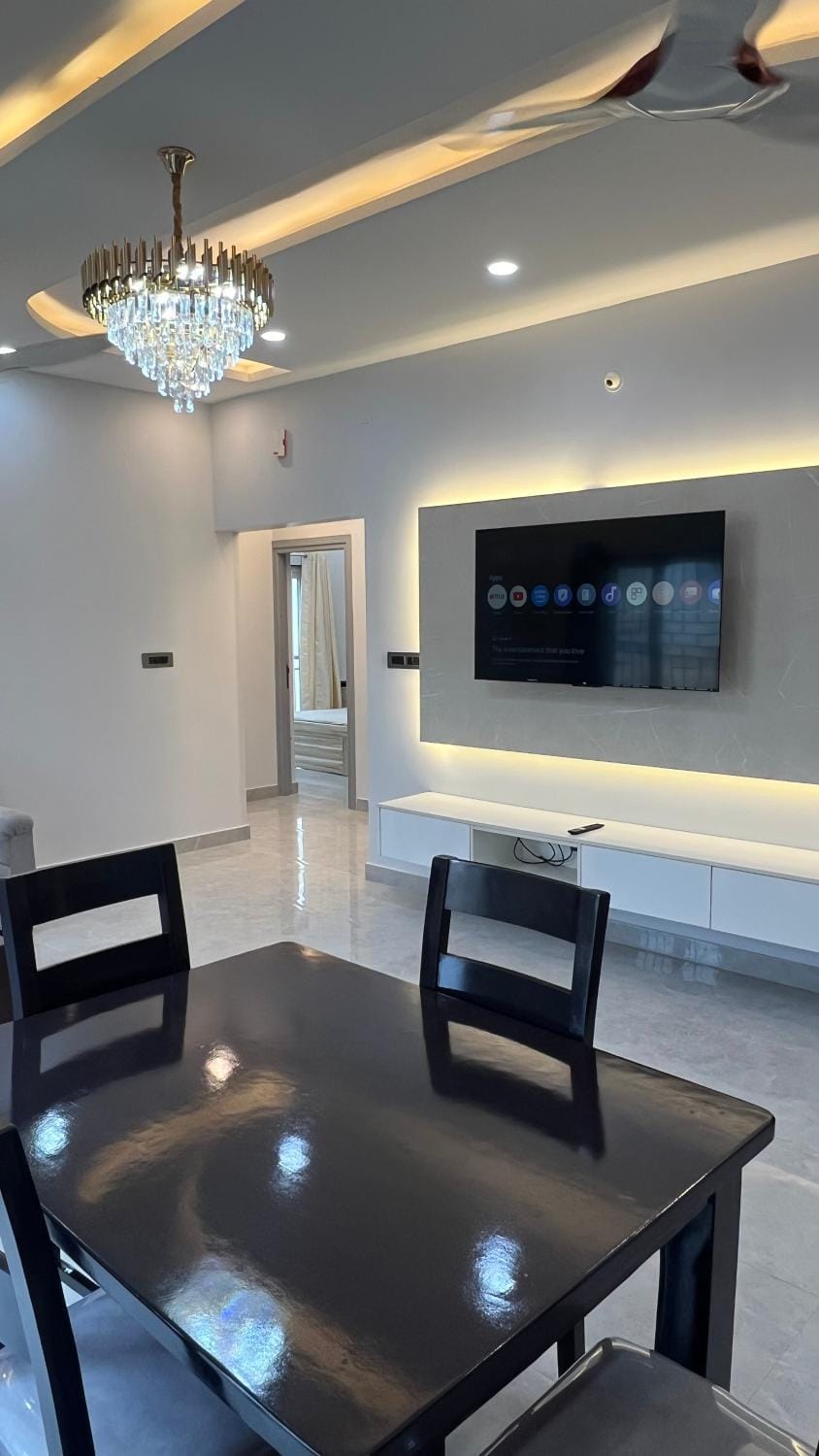 Stylish City Retreat Modern Urban Escape Apartment in Bengaluru