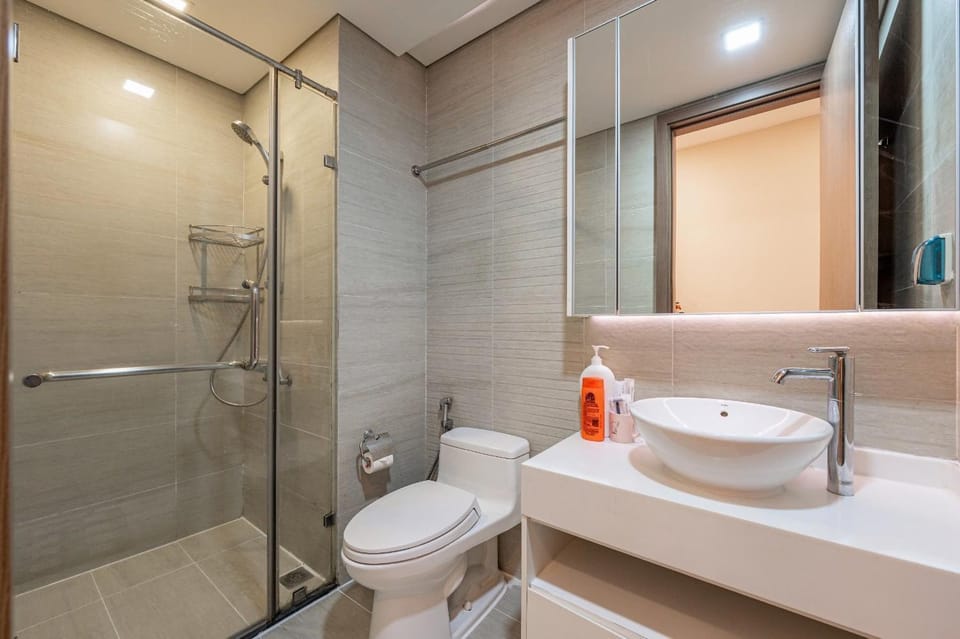 Landmark 81 LUNA Apartment - Condotel Luxury Residence Apartment in Ho Chi Minh City