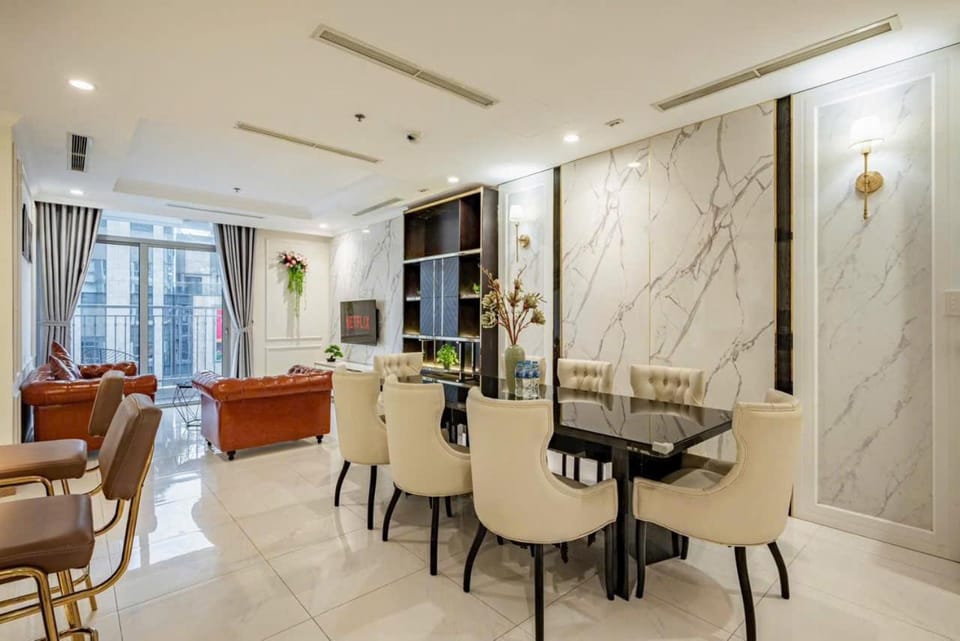 Landmark 81 LUNA Apartment - Condotel Luxury Residence Apartment in Ho Chi Minh City