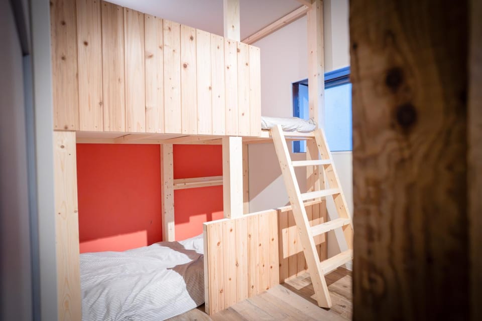 Bed, Photo of the whole room, Bedroom, bunk bed
