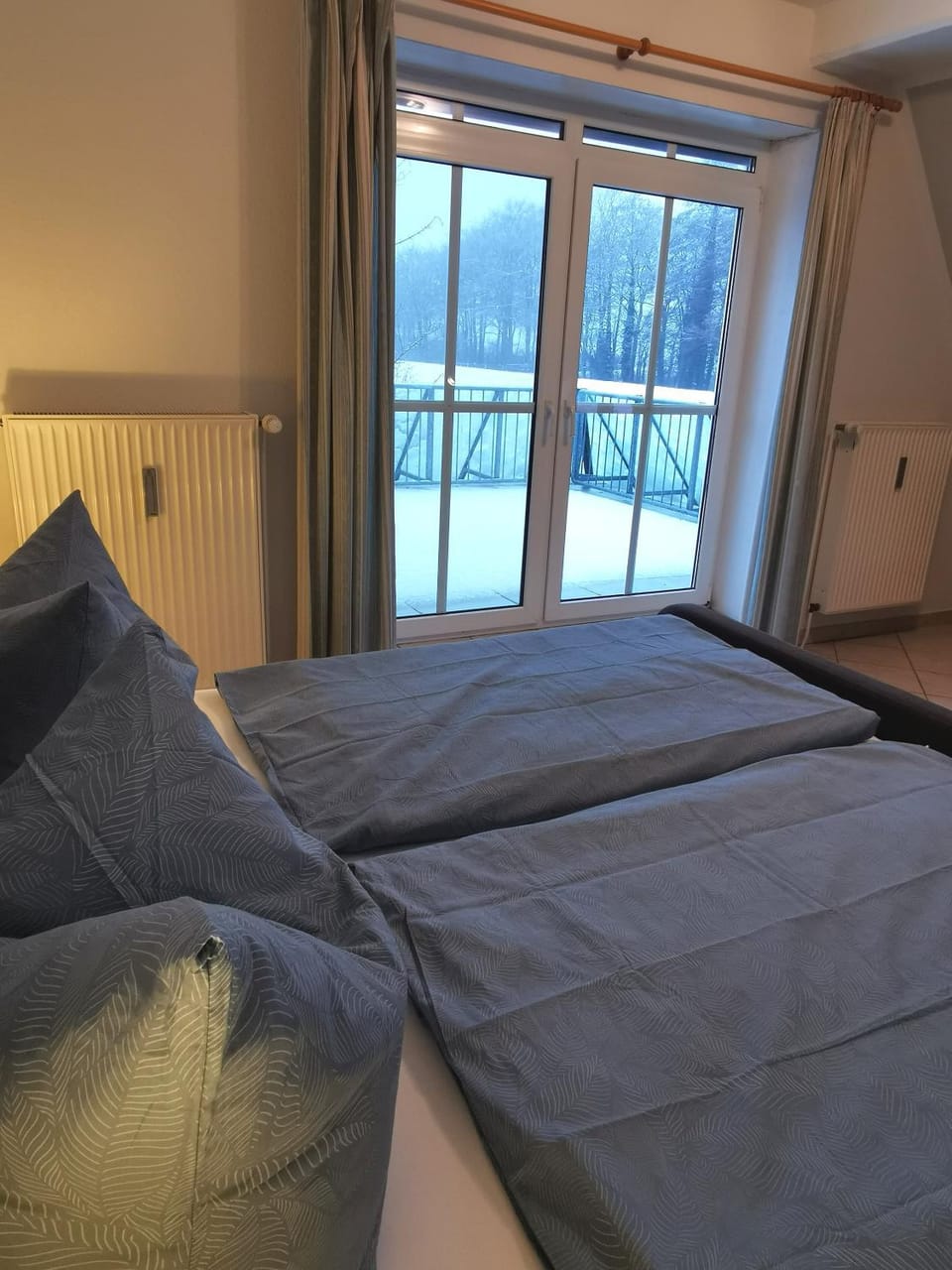 Bed, View (from property/room)