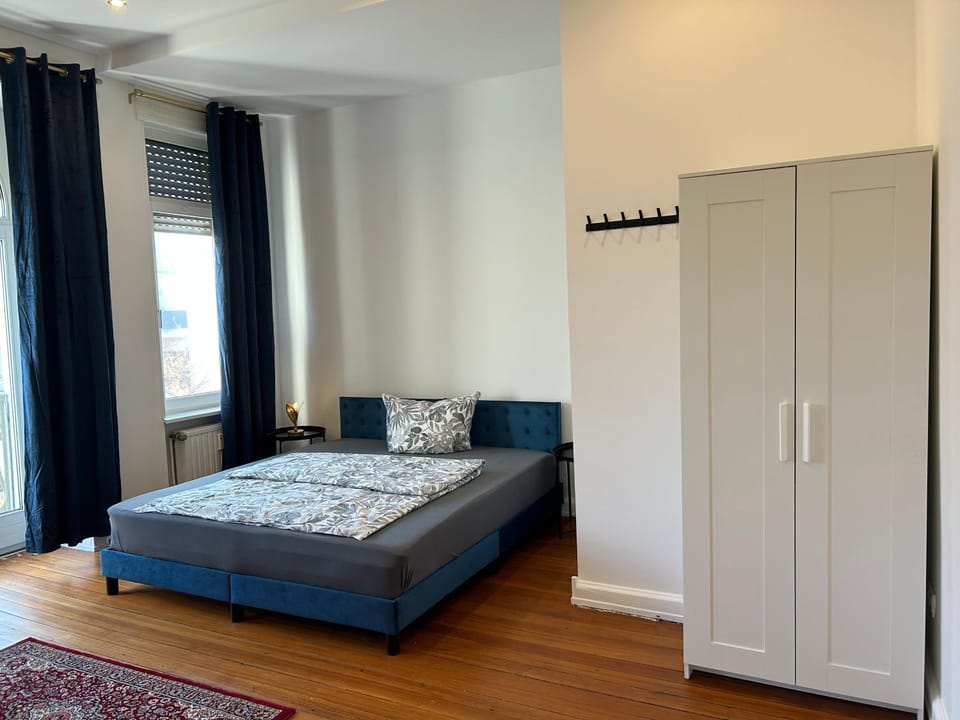 Bed, Photo of the whole room, Bedroom, wardrobe