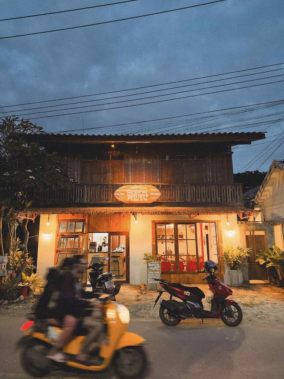 Property building, Night, Location