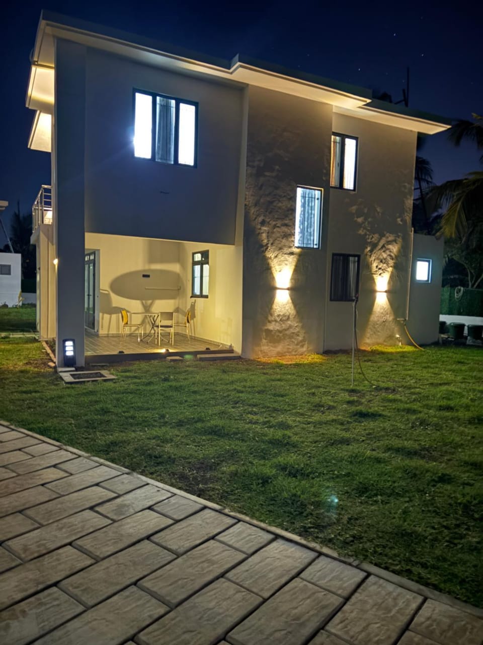 Property building, Night