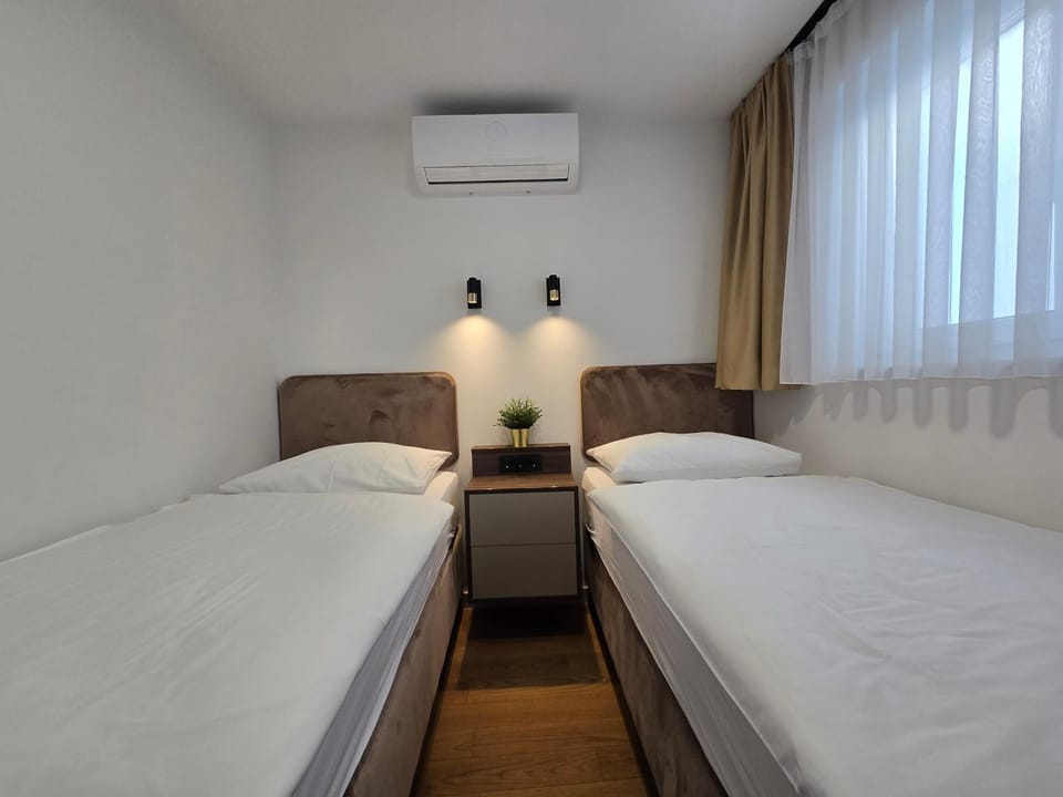 Bed, TV and multimedia, internet, towels, air conditioner