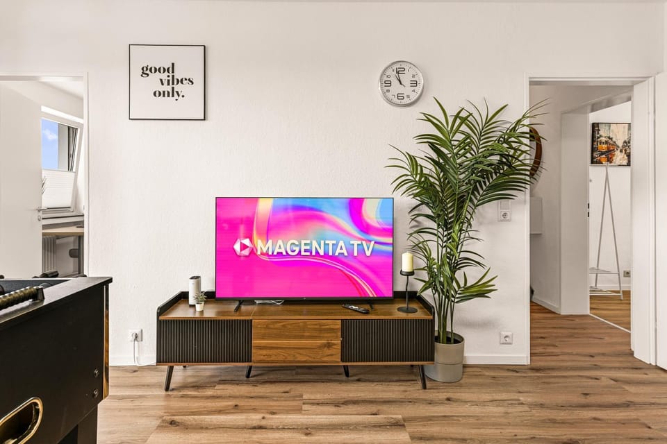 TV and multimedia, Evening entertainment