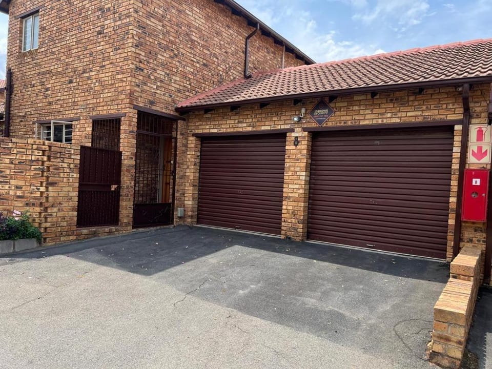 Property building, Parking