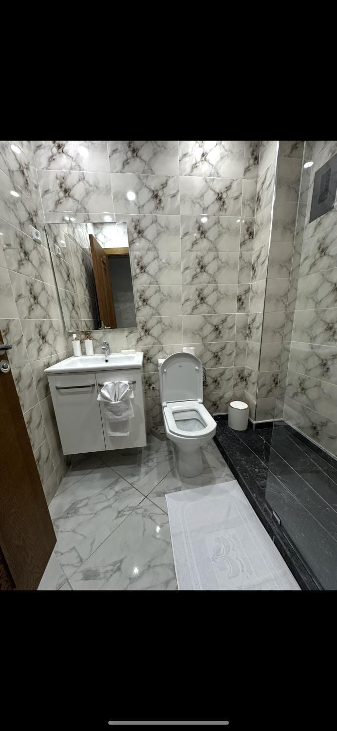 Shower, Bathroom