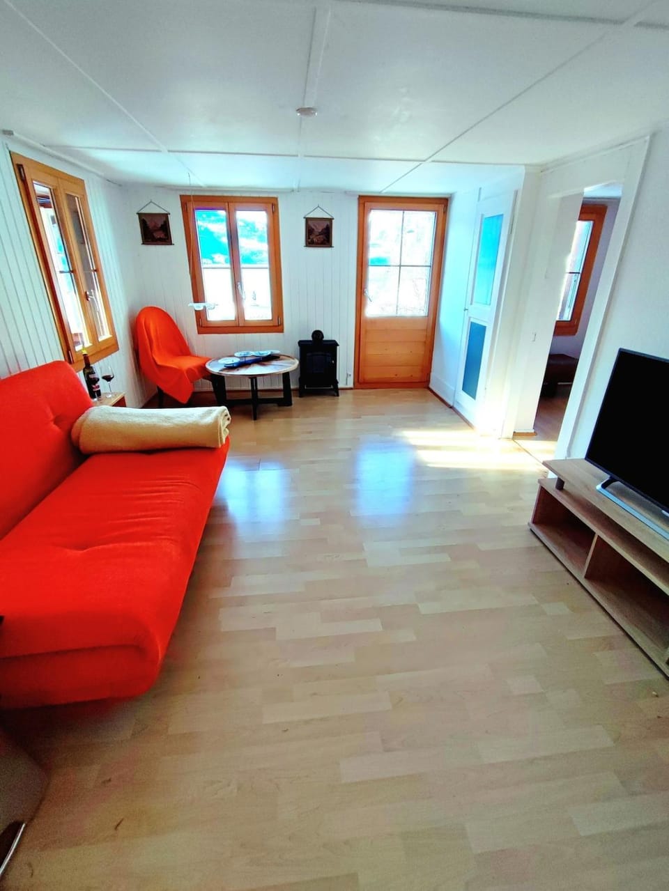 TV and multimedia, Living room, Seating area
