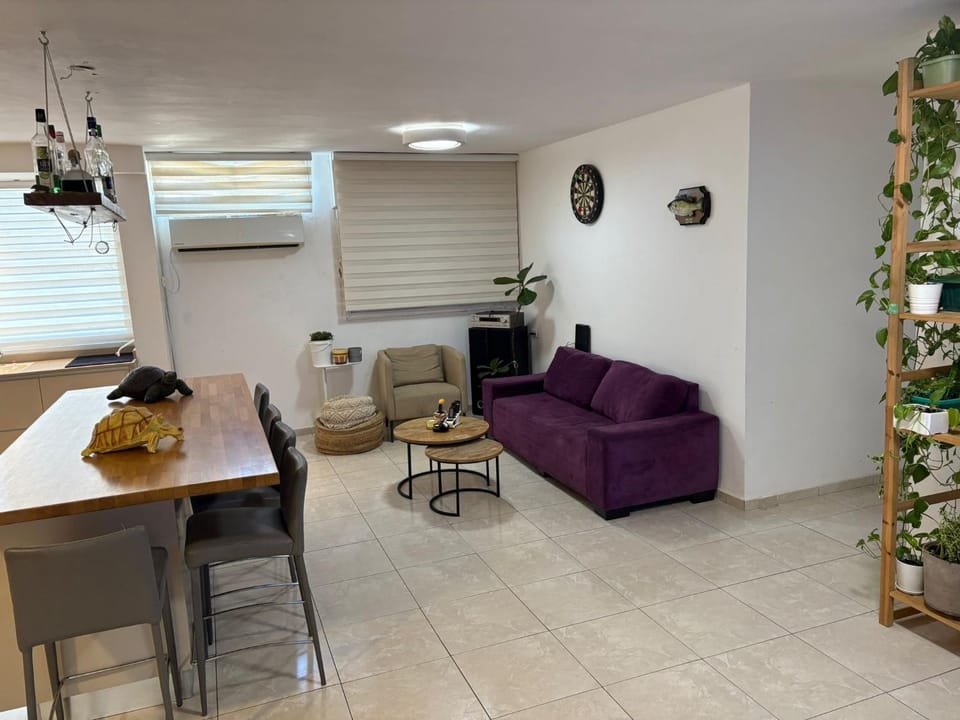 חלךם Apartment in Haifa