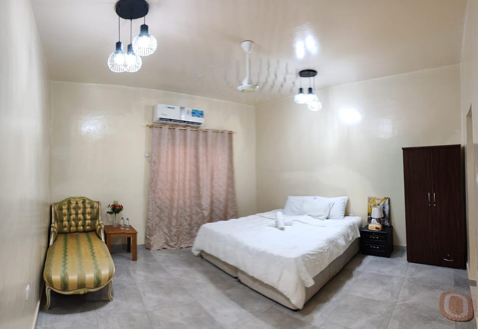 Patio Boy Dean Guesthouse Vacation rental in Sharjah