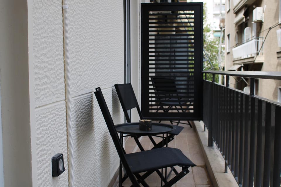 Patio, Day, View (from property/room), Balcony/Terrace