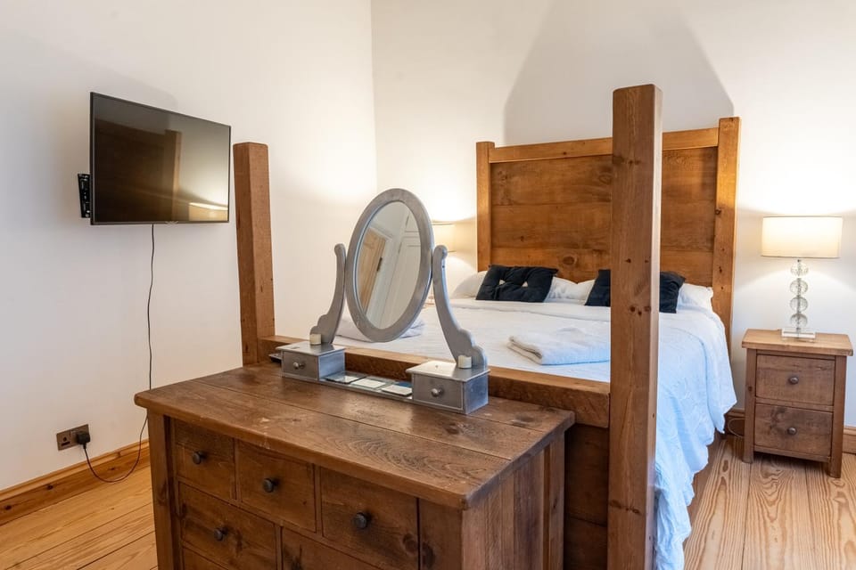 TV and multimedia, Bedroom