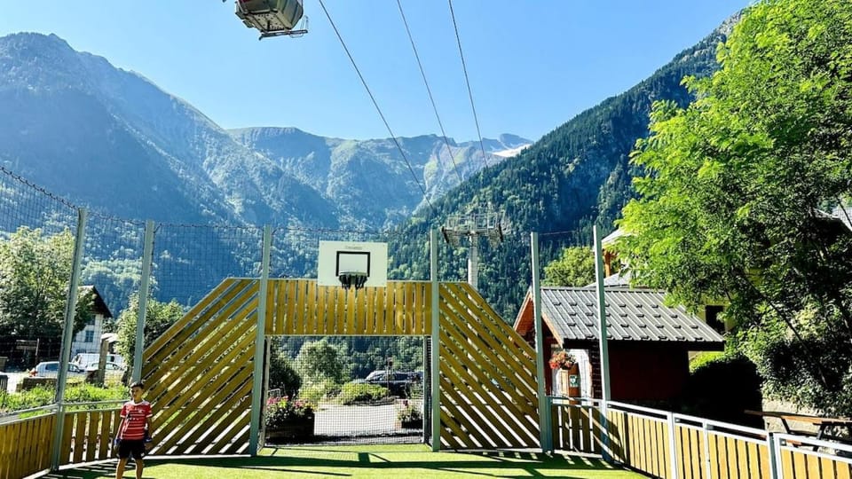 Maison de montagne, charme alpin & cheminée House in Les Deux Alpes