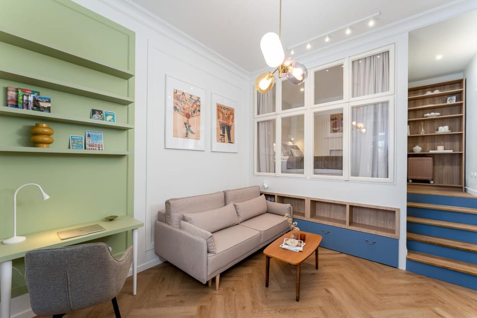 Living room, Seating area