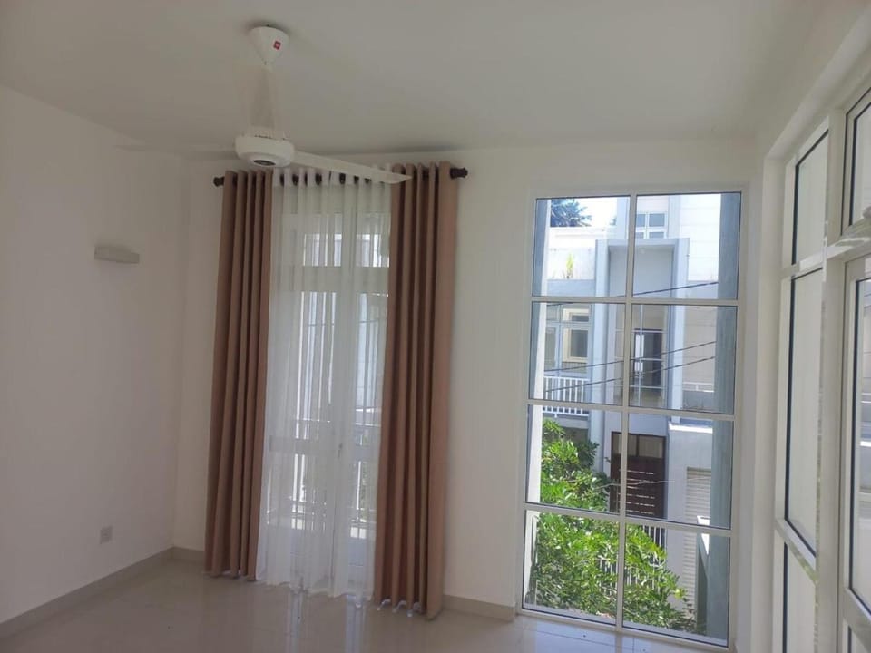 Holiday Home in Galle City Modern 3 bed room House in Galle