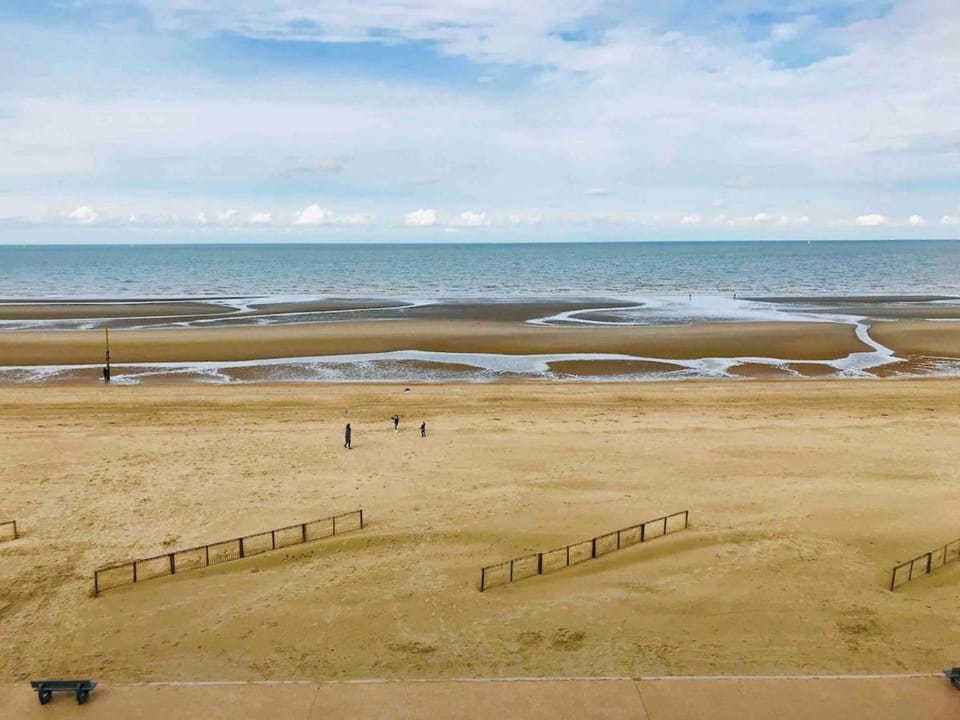 Studio Mer du Nord, Vue sur mer Apartment in De Panne