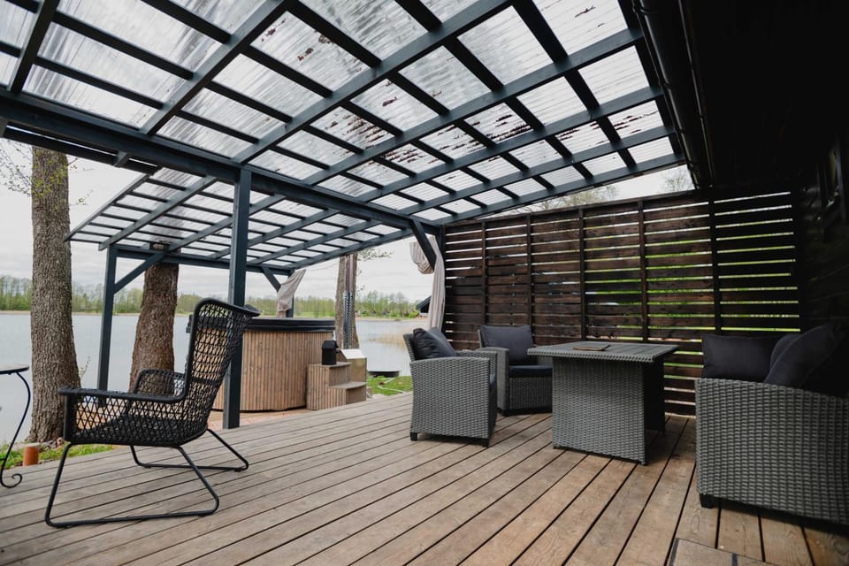Patio, Balcony/Terrace, Seating area