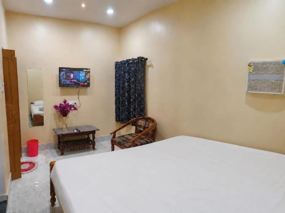 TV and multimedia, Bedroom, air conditioner