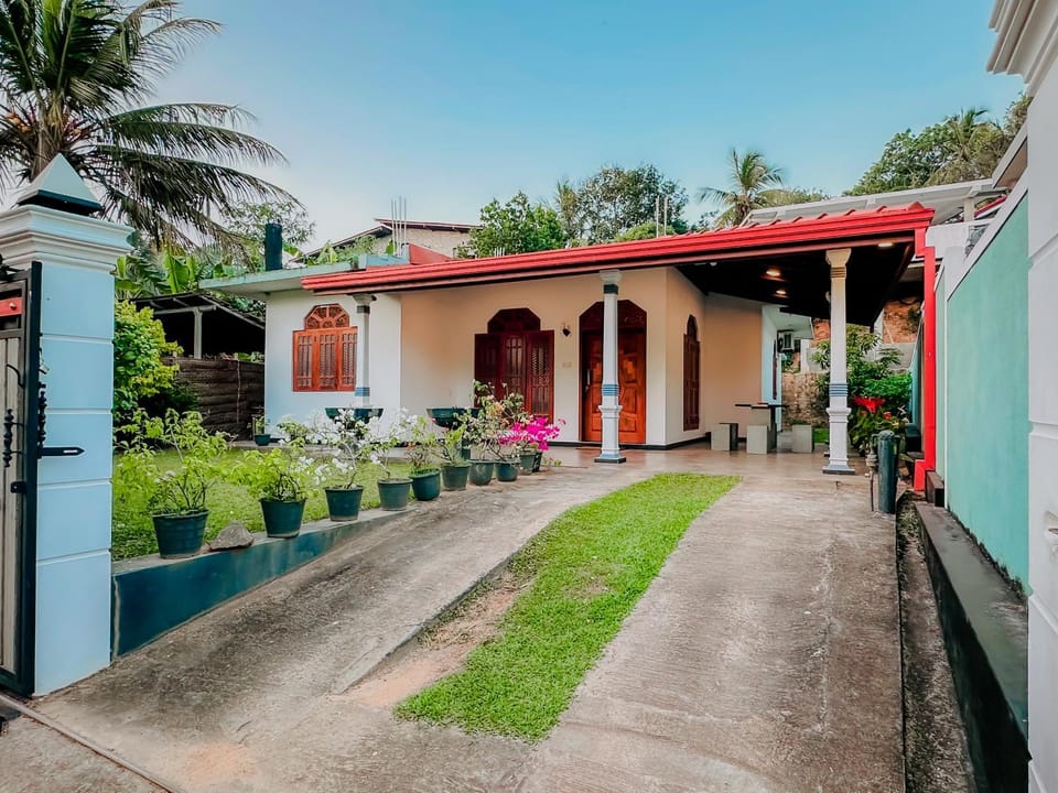 Property building, Garden, Garden view