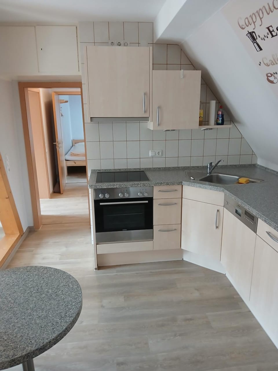 Ferienwohnung-Monteurswohnung "Landhotel-Weining" Apartment in Hesse