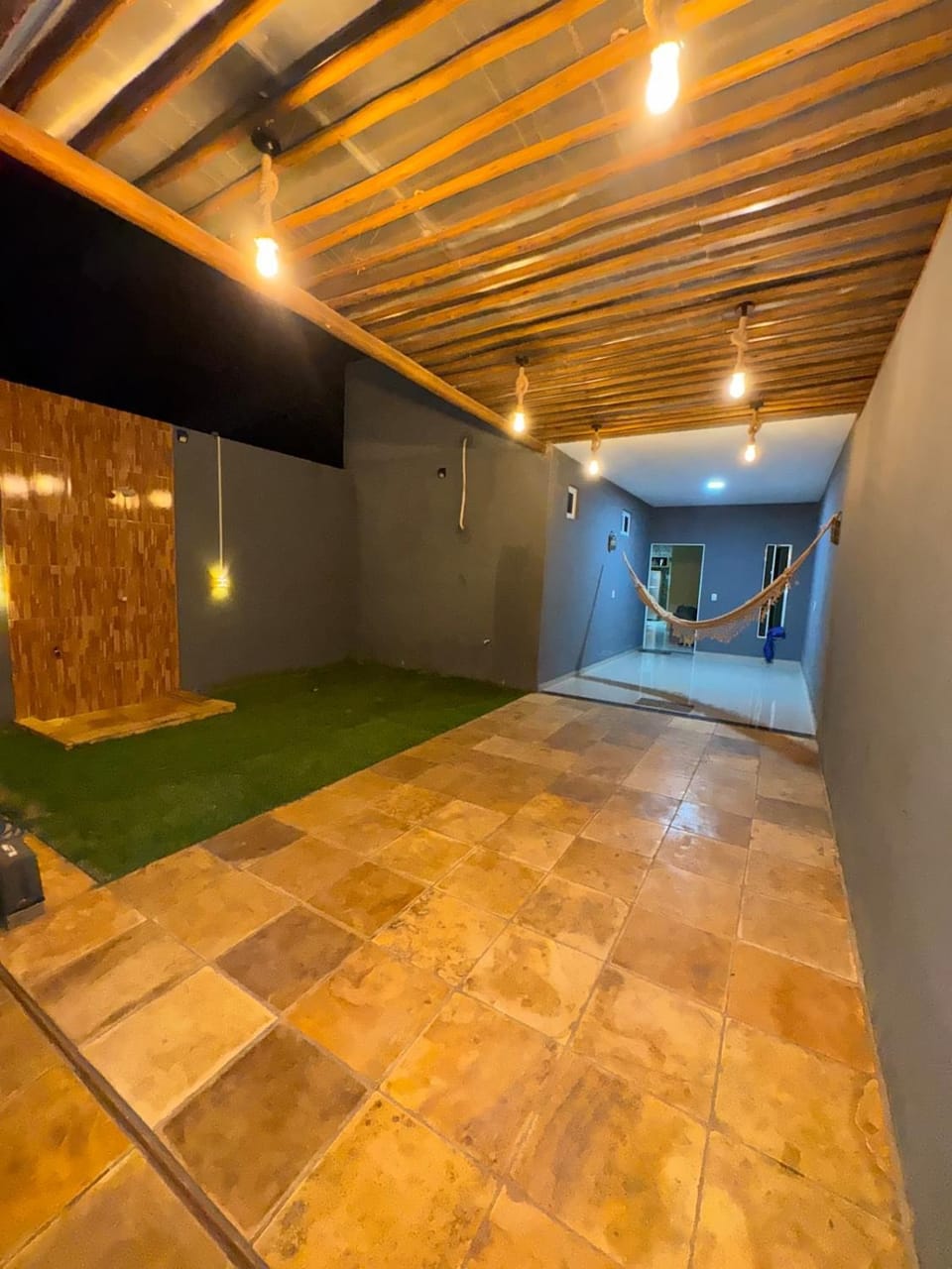 Patio, Facade/entrance