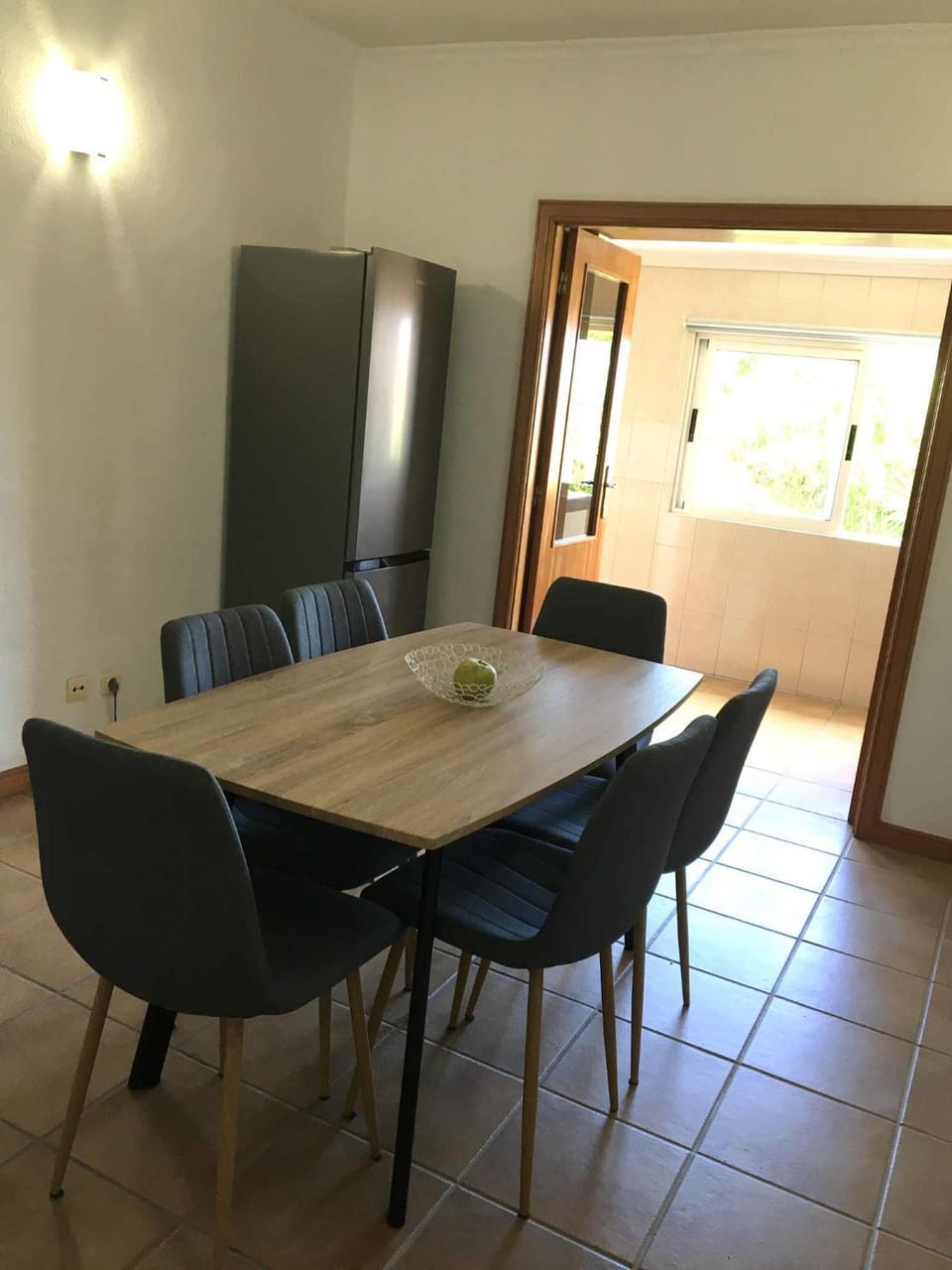 Seating area, Dining area
