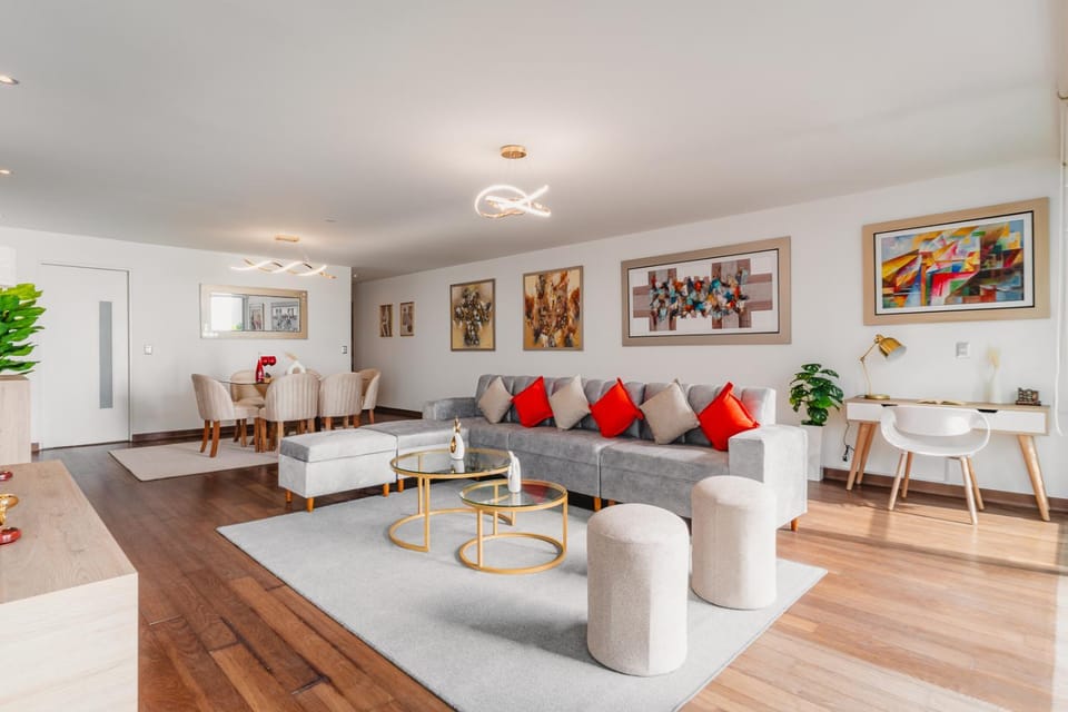 Living room, Seating area