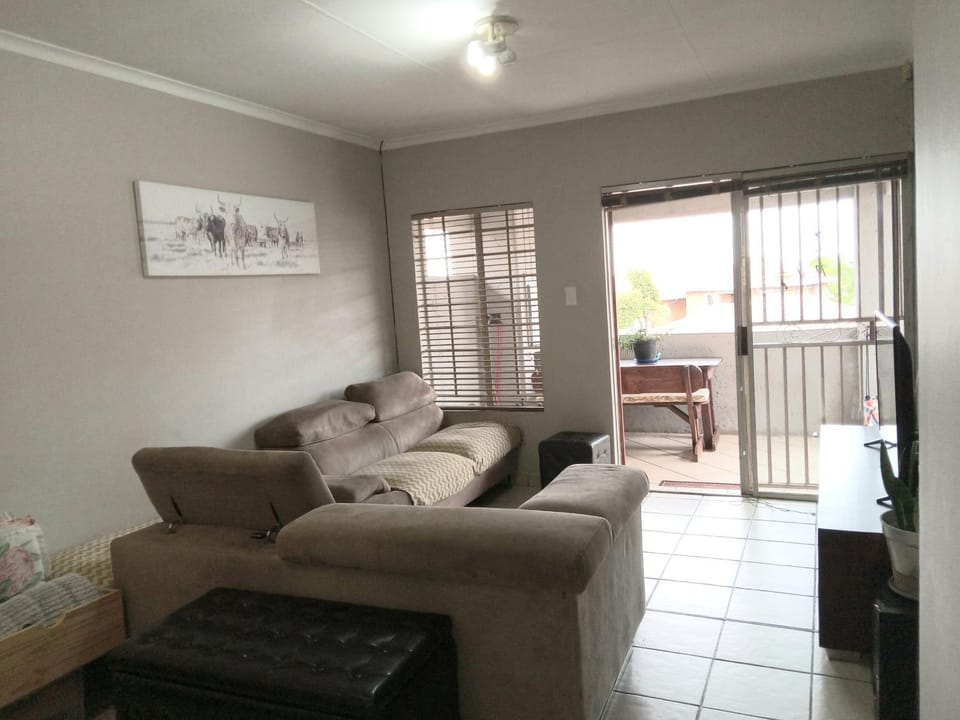 Nested at L&MX Apartment in Pretoria