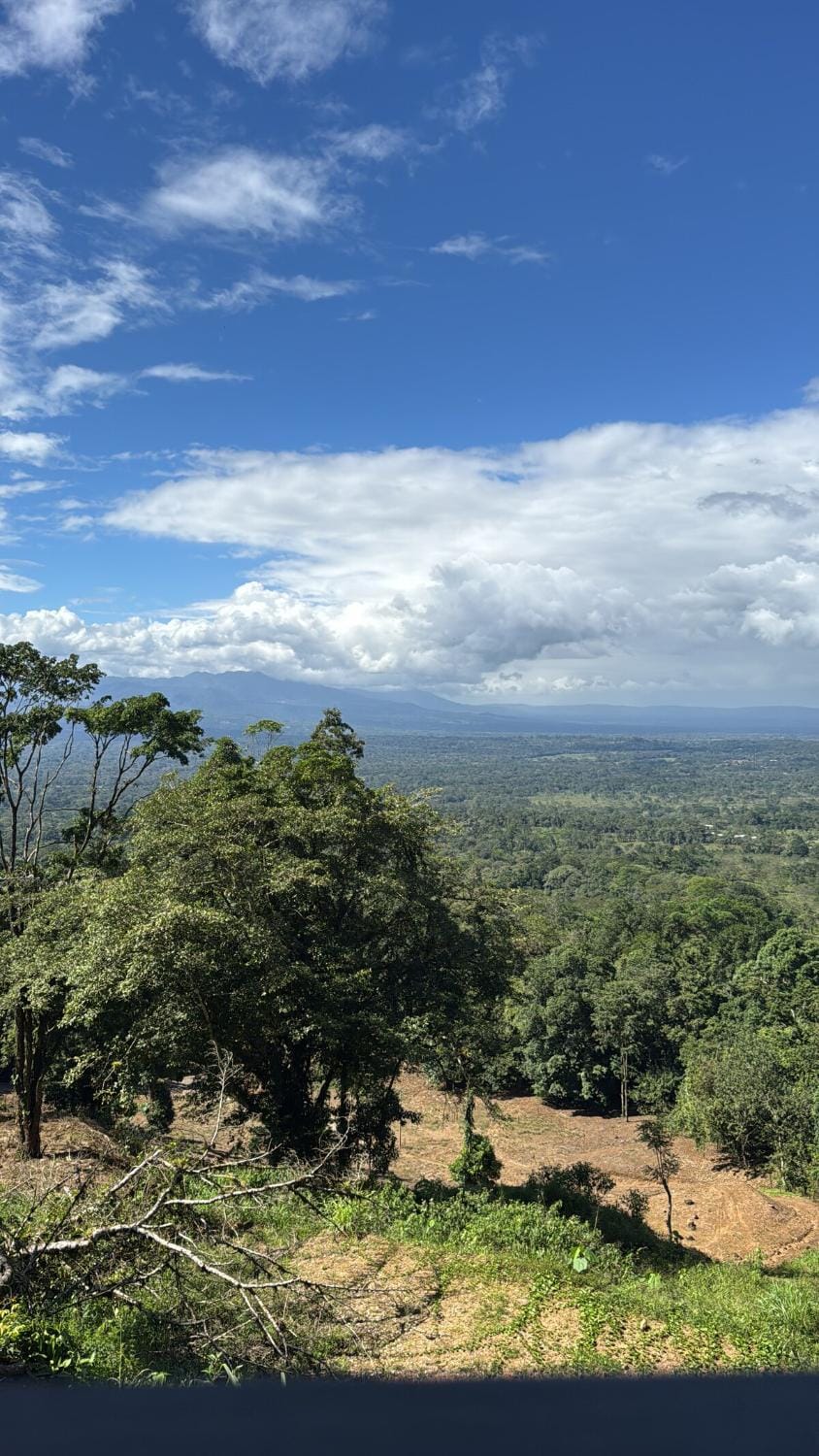 Nearby landmark, Mountain view
