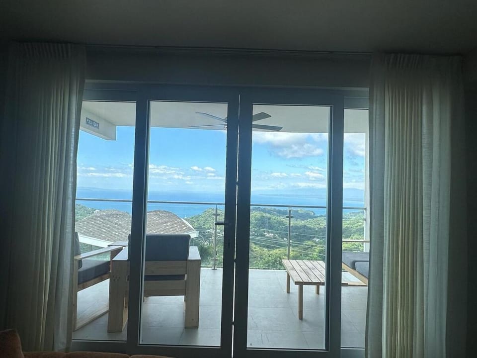 Natural landscape, Balcony/Terrace, Living room, Mountain view, Sea view