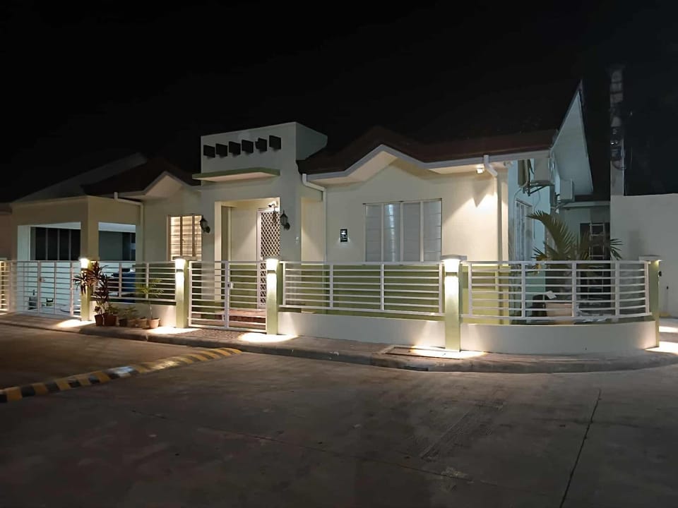 Property building, Night