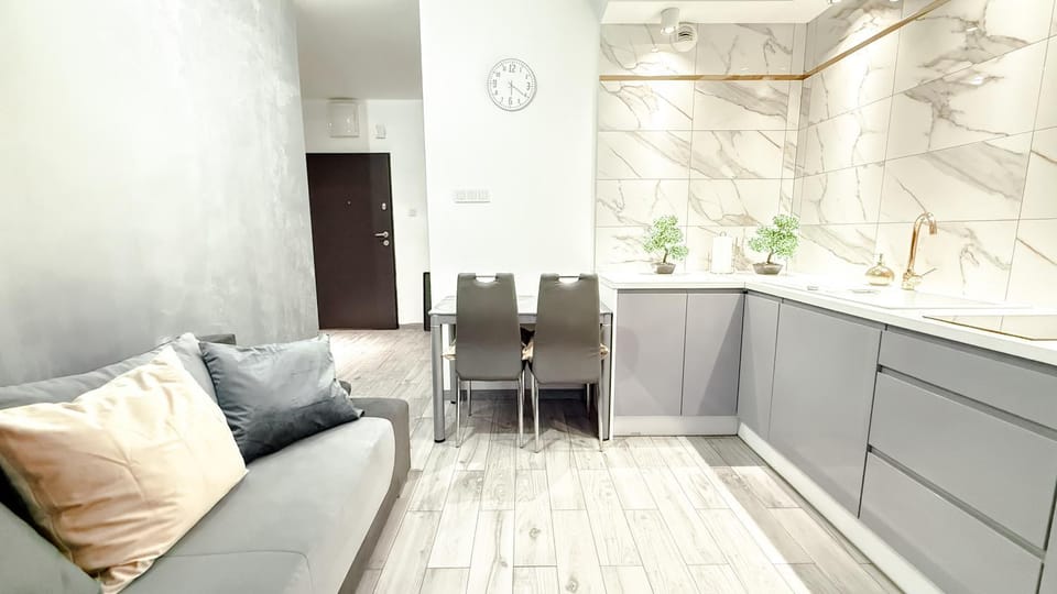 ManuPlace Gold By DreamAp Apartment in Masovian Voivodeship