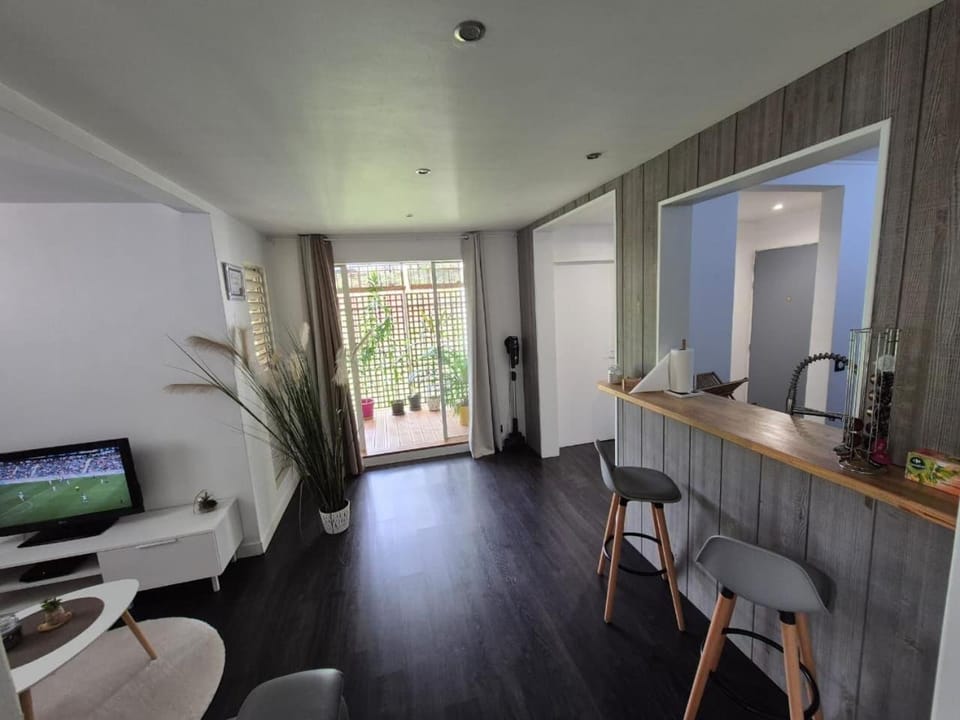 Lounge or bar, Dining area