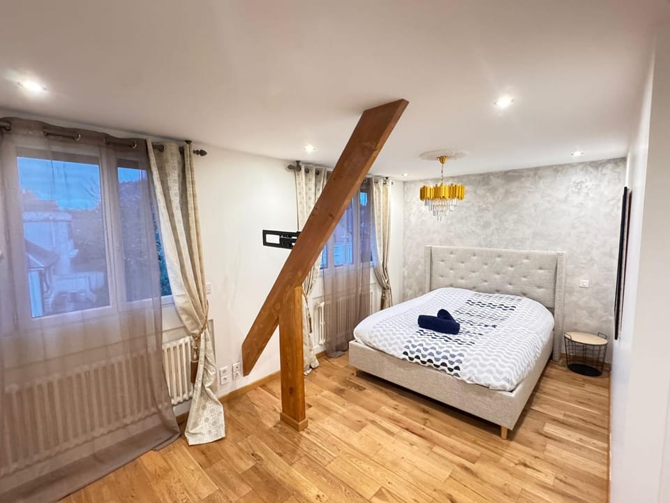 Maison exceptionnelle à l'Esplanade avec jardin Villa in Dieppe