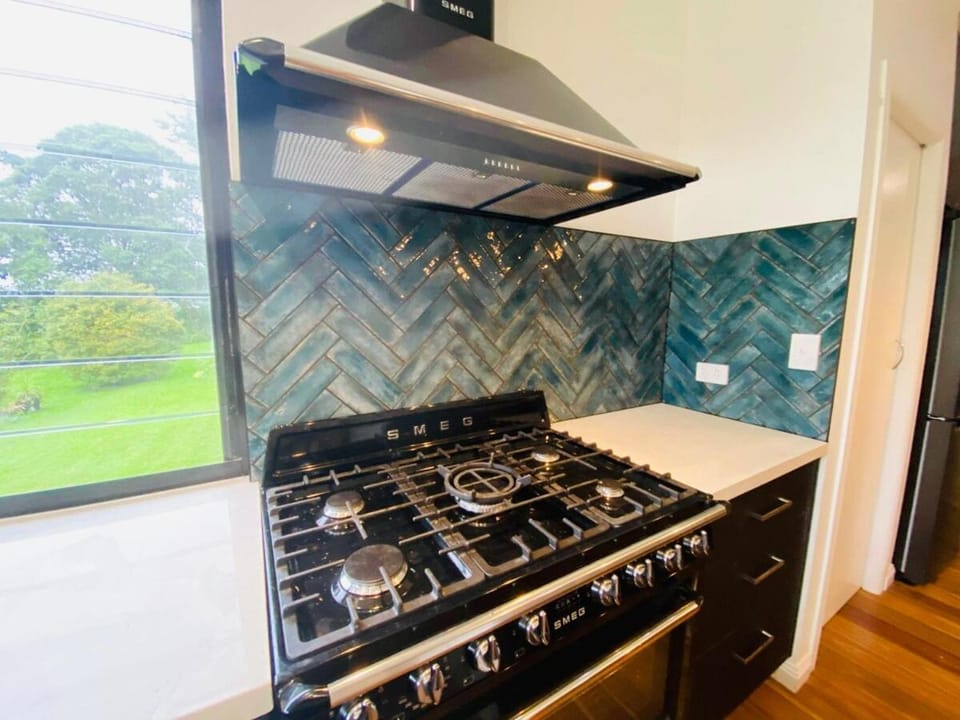 The Hinterland Spa & Moon Retreat House in Tamborine Mountain