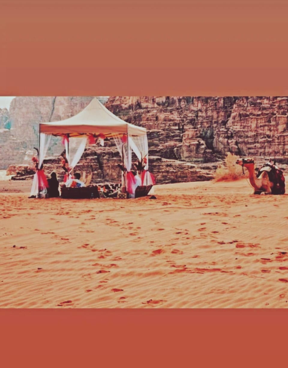 وادي رم Bed and Breakfast in South District