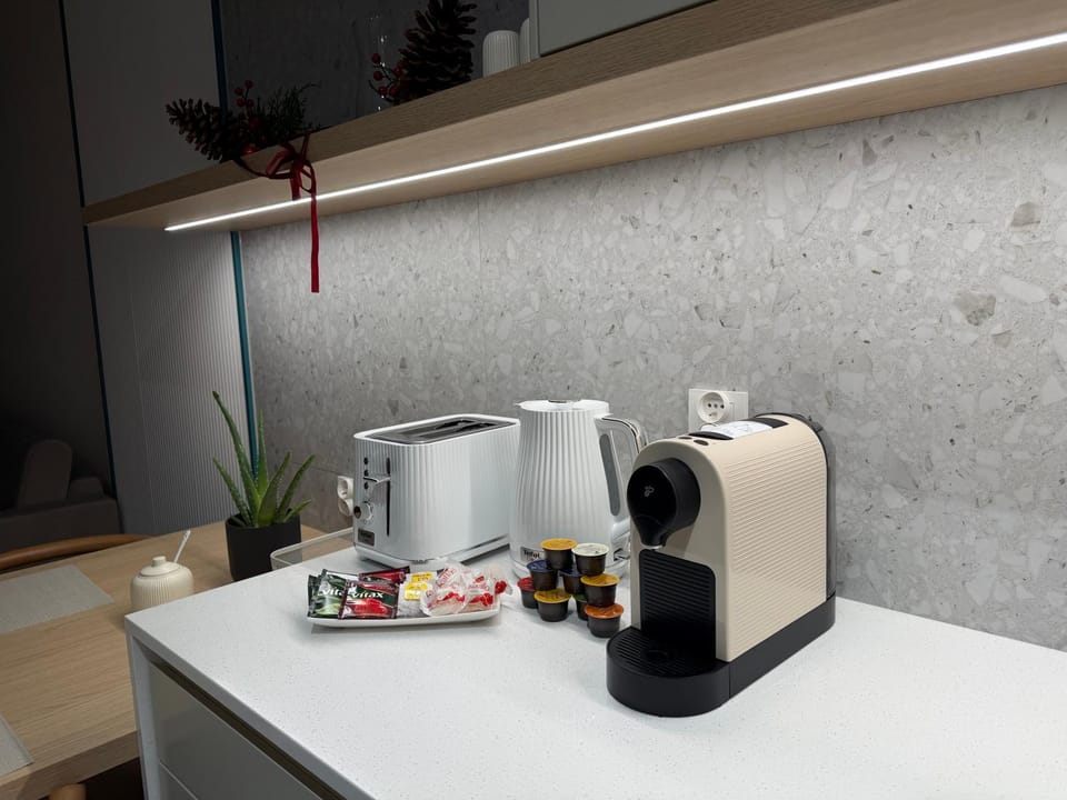 Coffee/tea facilities, Kitchen or kitchenette, toaster
