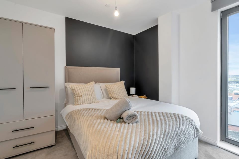 Bed, Photo of the whole room, Bedroom, towels, wardrobe