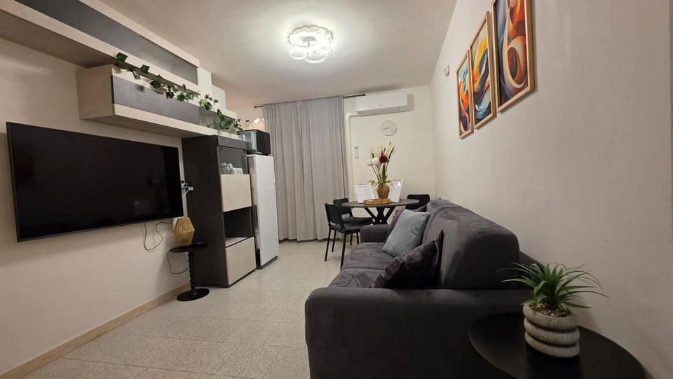 Casa maya -Center Cruises-Beaches 10 mins Apartment in Savona
