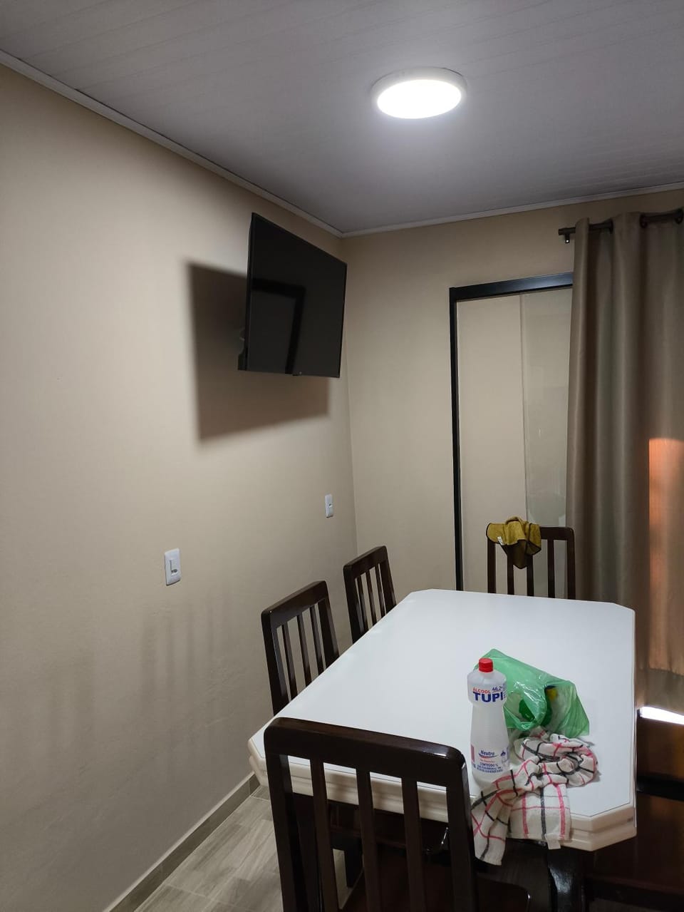 TV and multimedia, Dining area