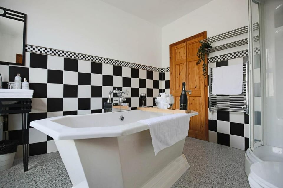 Shower, Bathroom, Bath