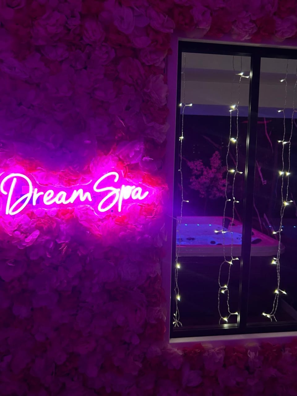 Night, Sauna, Spa and wellness centre/facilities