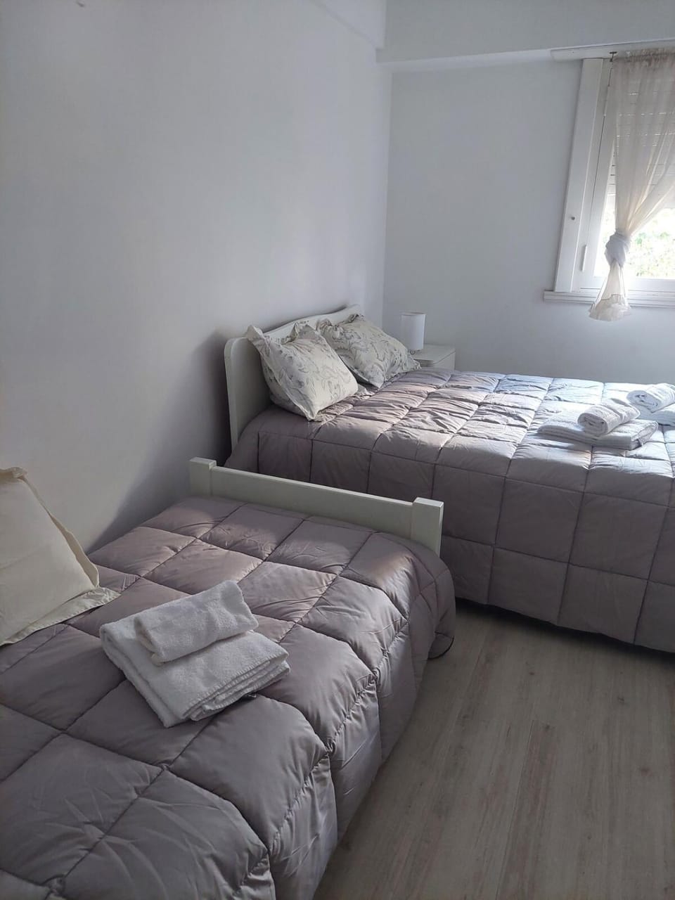 Photo of the whole room, Bedroom, towels