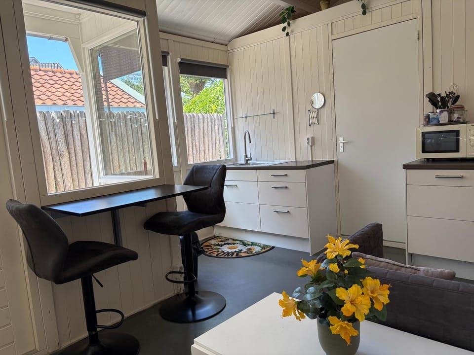 Tiny House Madame Jeanette nabij centrum en zee House in Zandvoort