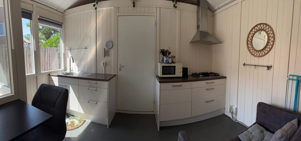 Tiny House Madame Jeanette nabij centrum en zee House in Zandvoort