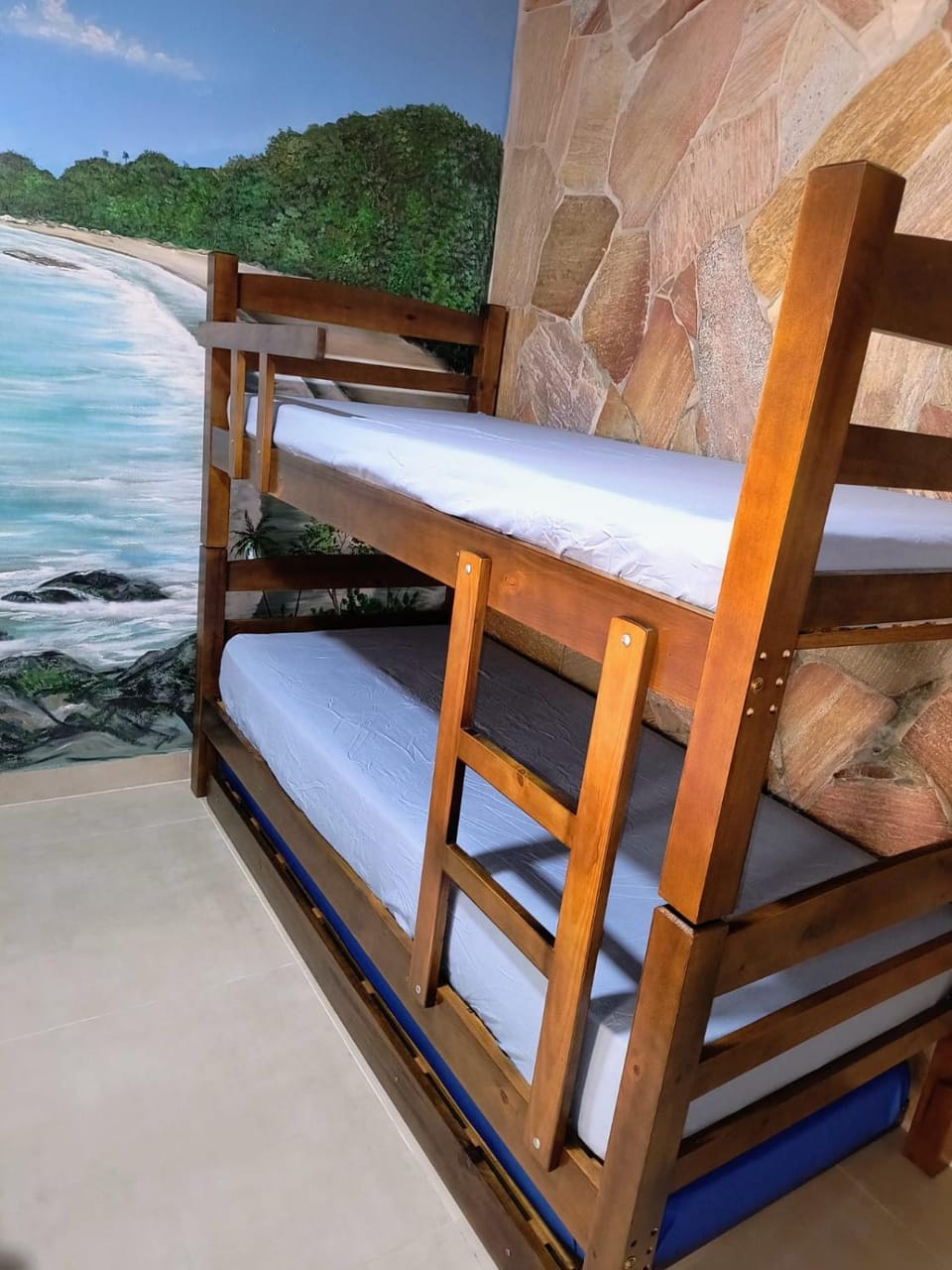 bunk bed