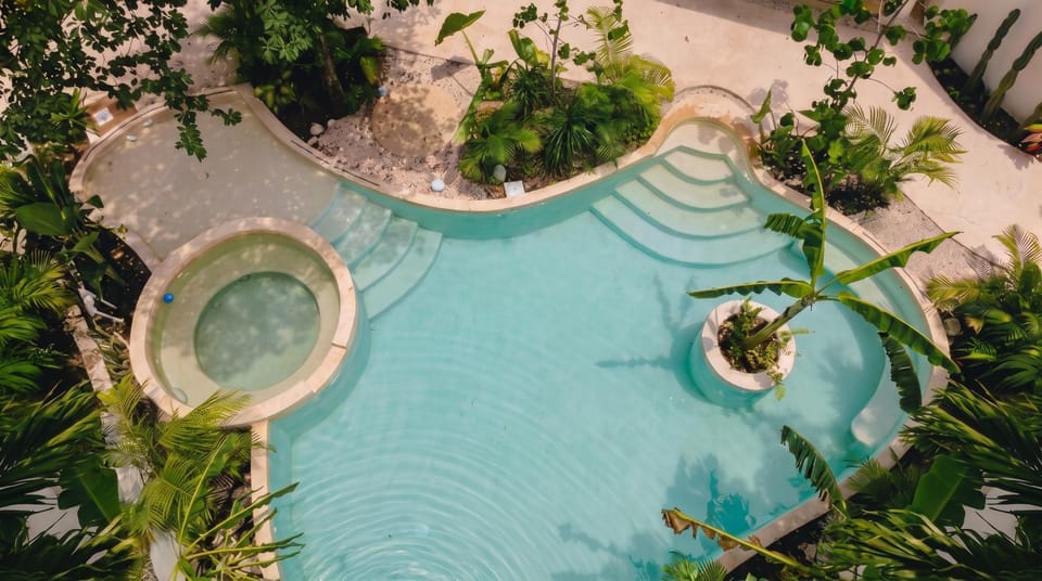 Swimming pool